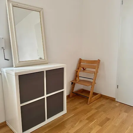 Lägenhet 60 M2 Premium Near Airport - Free Parking *